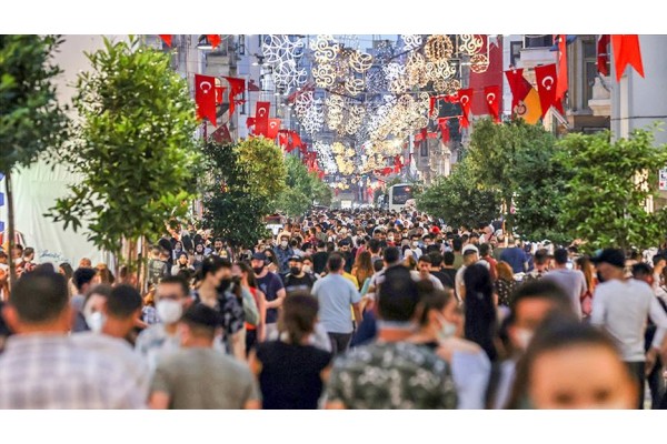 SOSYAL HAYAT TAMAMEN “MASKESİZ” OLDU