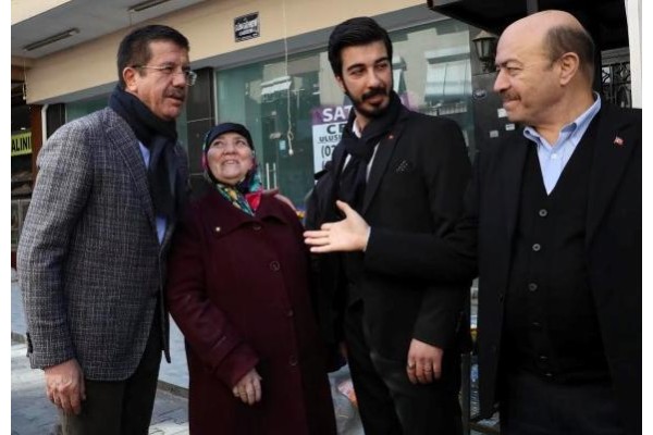 “4Ç GİDİYOR, ÇİÇEK GİBİ İZMİR GELİYOR”