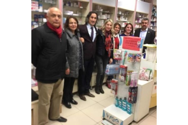 İYİ PARTİ ESNAFIN YENİ YILINI KUTLADI