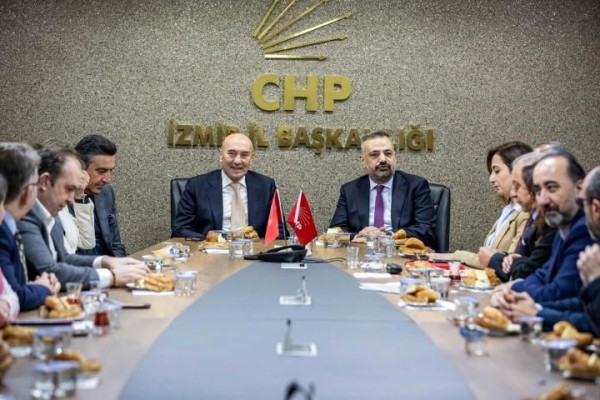 Soyer'den Aslanoğlu'na tebrik ziyareti