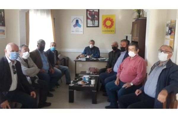 ALKAN, “EMEKÇİLERİN VE EMEKLİLERİN YANINDAYIZ”