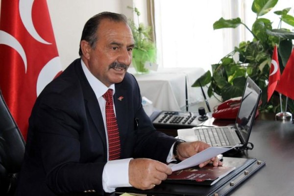 “BAŞBUĞUMUZU RAHMETLE ANIYORUM”