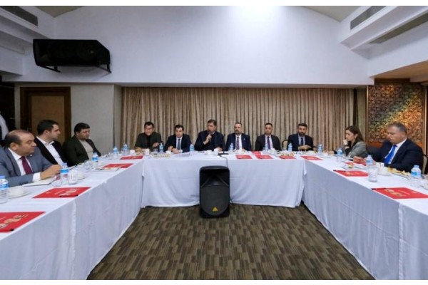 İlçe adaylarıyla koordinasyon toplantısı