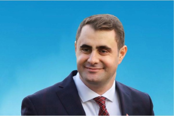 Güç, projelerini açıklayacak