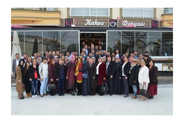 ALİAĞA AK PARTİ'DEN BİRLİK-BERABERLİK KAHVALTISI