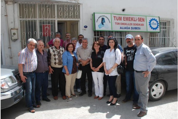 HDP'DEN EMEKLİLERE ZİYARET