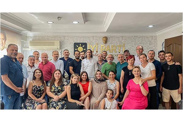 İYİ Parti bayramlaştı