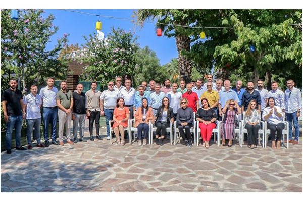 Yeni yönetim basınla buluştu