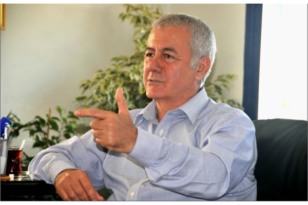 YÜKSEL İSTİFA ETTİ