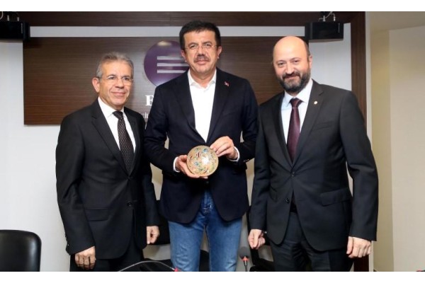 "İZMİR'İN ARITMASI YOK HÜKMÜNDEDİR"