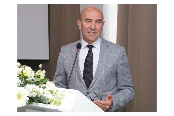 “BENİM İDEOLOJİM İZMİRİZM”