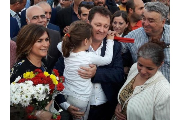 AKSOY’DAN ‘GENÇLİK DAYANIŞMA MERKEZİ PROJESİ’