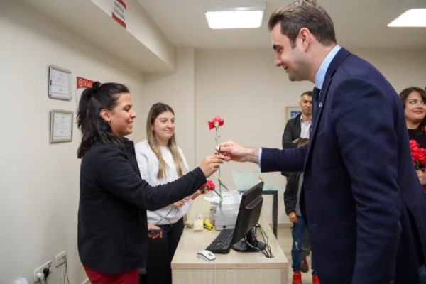 Güç’ten sağlık çalışanlarına ziyaret