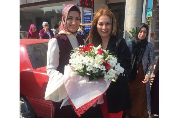 AK KADINLAR İSTİŞARE YAPTI