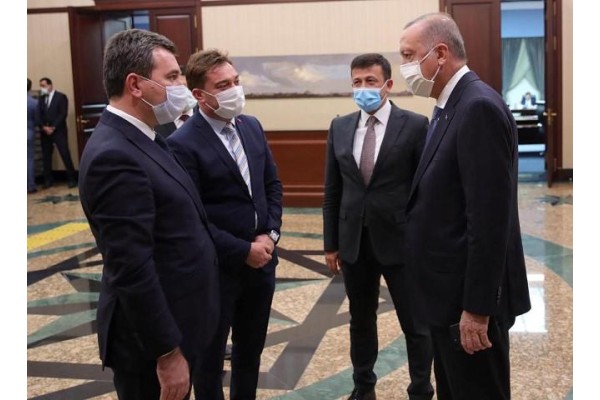 PROJELER İÇİN ERDOĞAN İLE GÖRÜŞTÜ