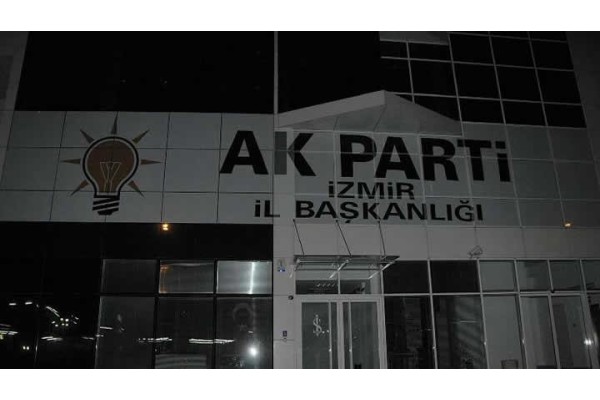 AK PARTİ'DEN DİJİTAL TEMAYÜL