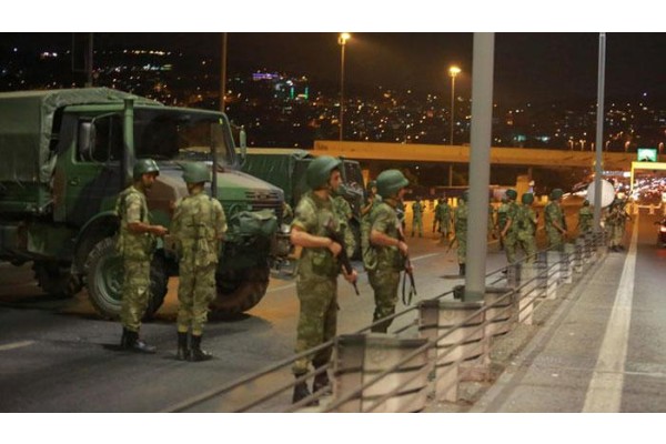 DAKİKA DAKİKA DARBE GİRİŞİMİ…