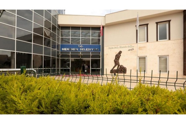 MENEMEN’DEKİ SEÇİM İÇİN YÜRÜTMEYİ DURDURMA KARARI