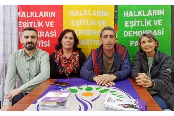 DEM’den “formalite aday” tepkisi