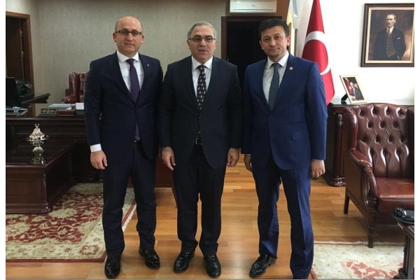 BİRİ AKBULUT’U DURDURSUN!..