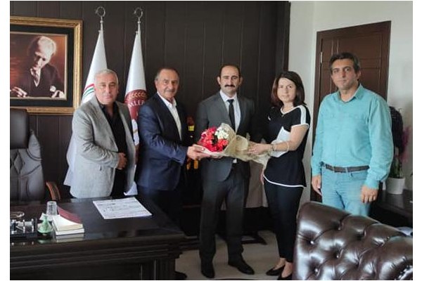 MHP’DEN İMİR’E ZİYARET