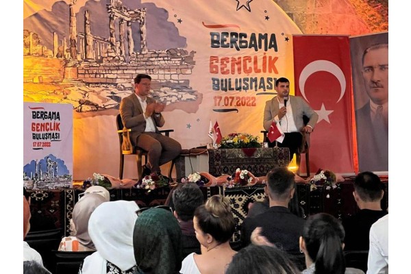 “Gençlerden en fazla oyu AK Parti alacak”