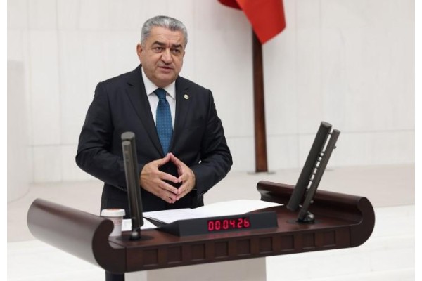 Depremzede esnafa sahip çıkma çağrısı