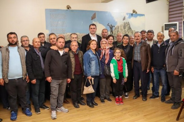 Güç, Afyonluların taleplerini dinledi