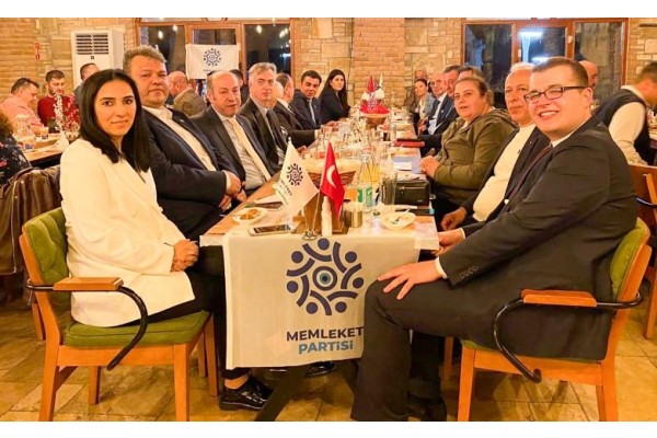 MEMLEKET PARTİSİ İFTARDA BULUŞTU