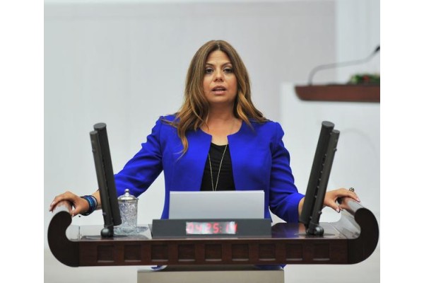 CHP’Lİ ALTIOK, "ALİAĞA’DA ZEHİR YÜKLÜ GEMİ SÖKÜLÜYOR"