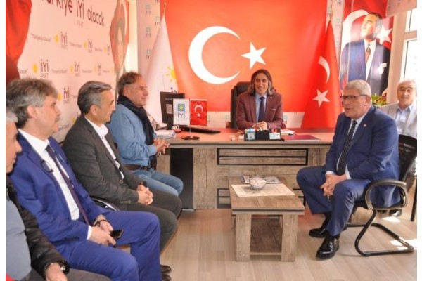 DURMAZ’A BİR DESTEK DE DERVİŞOĞLU’NDAN