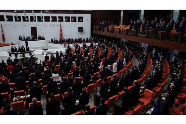 VEKİLLERİMİZ YEMİN ETTİ