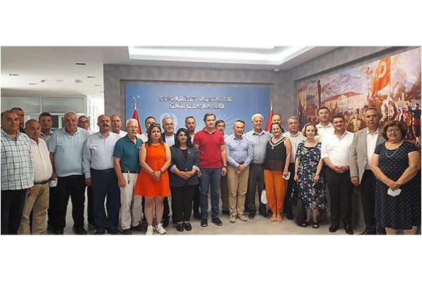 CHP’li ilçe başkanları sahaya iniyor