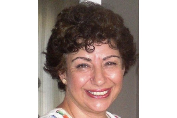 CHP’NİN YENİ İLÇE BAŞKANI GÜLSEN CİRİT