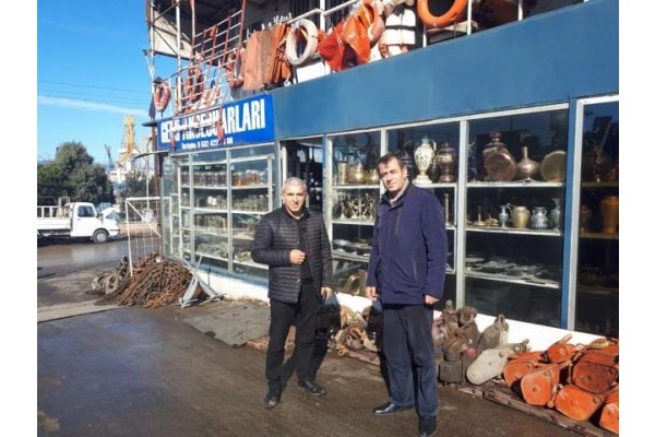 AK PARTİ ESNAFI DİNLİYOR