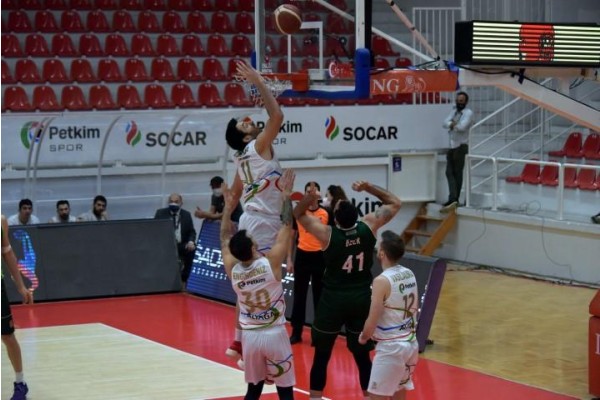 PETKİMSPOR EVİNDE KAZANDI