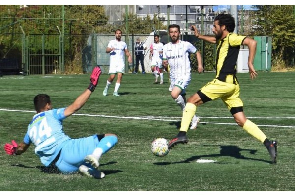 Aliağaspor FK, deplasmandan 3 puanla döndü