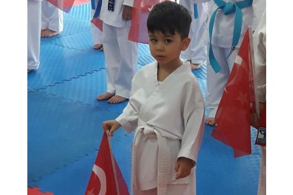 FOÇALI SPORCULAR UMUT VERDİ