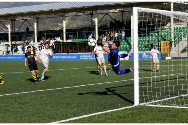 ALİAĞASPOR FK: 3 BAYINDIRSPOR:2