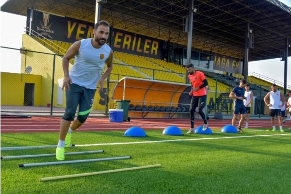 ALİAĞASPOR FK’NIN HEDEFİ ŞAMPİYONLUK