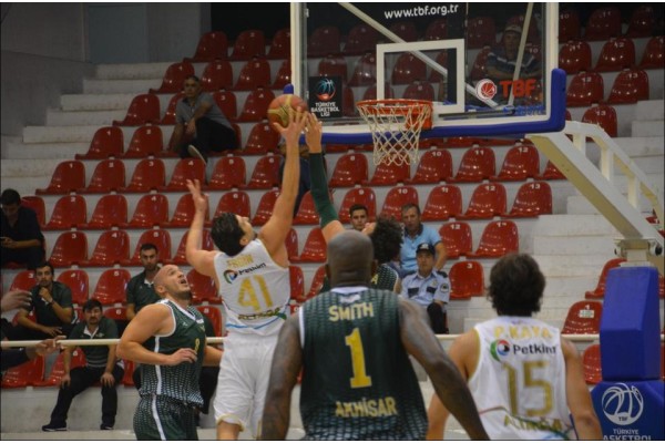 PETKİMSPOR: 83 – AKHİSAR BELEDİYE: 78