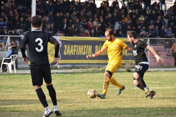 ALİAĞASPOR FK SAHASINDA GOLSÜZ BERABERE KALDI