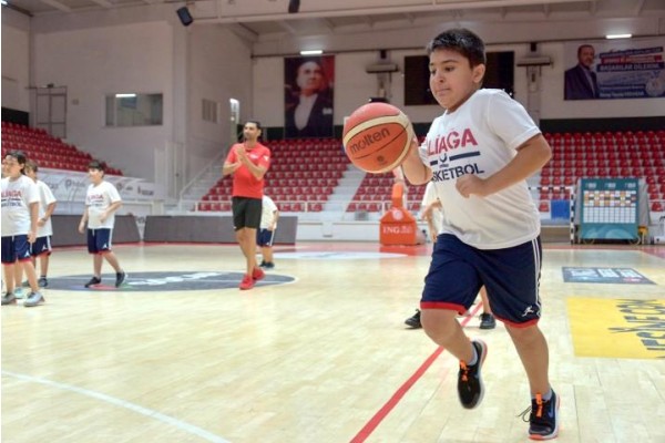 YAZ SPOR OKULLARI’NDA EĞİTİMLER BAŞLADI