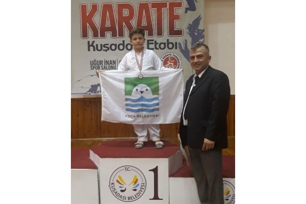 MİNİK KARATECİDEN GÜMÜŞ MADALYA