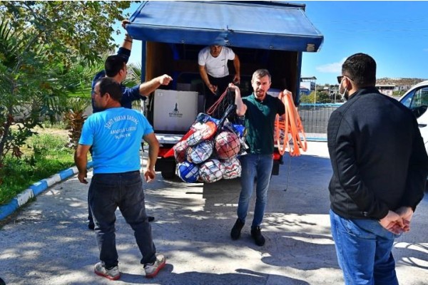 1500 OKULA SPOR MALZEMESİ DESTEĞİ