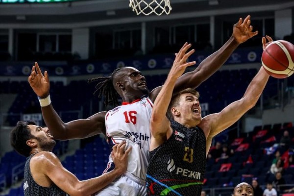 Petkimspor deplasmanda yenildi