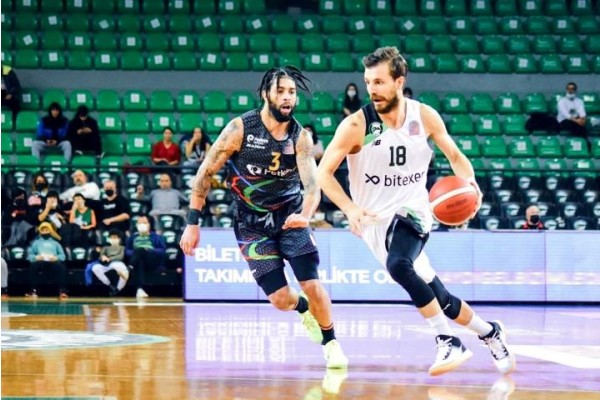 PETKİMSPOR DİRENEMEDİ