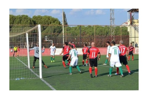 ALİAĞA MASTERLERİ LİGE MAĞLUBİYETLE BAŞLADI: 2-1