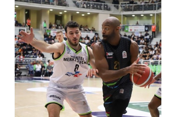 Petkimspor deplasmanda kaybetti