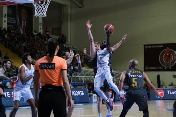 Petkimspor Türkiye Kupası biletini kaptı